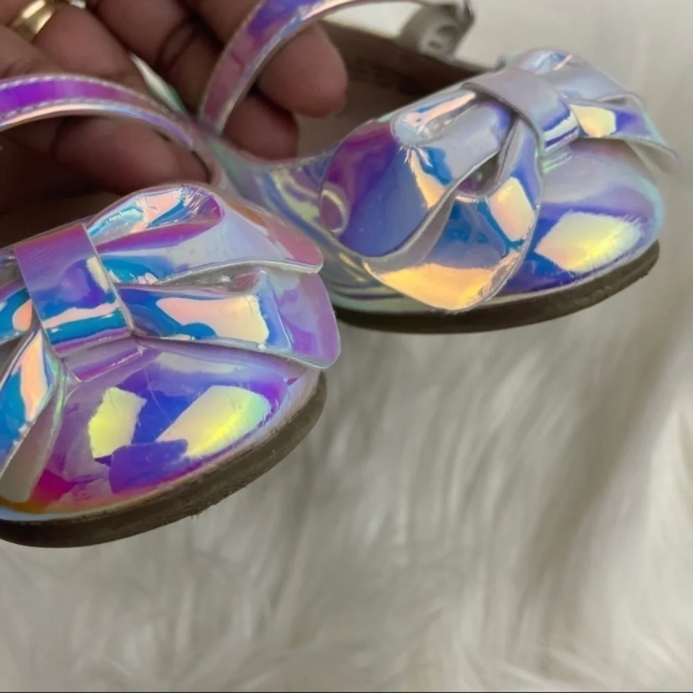 CHILDREN PLACE SILVER FLATS SHOES SIZE 6 TODDLER